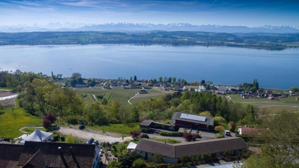 Le Mont-Vully - Hotel Restaurant Haut-Vully المظهر الخارجي الصورة